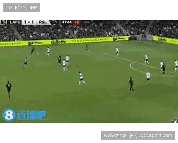 孙兴慜精准直塞为进攻铺路——速度、视野与时机的完美结合